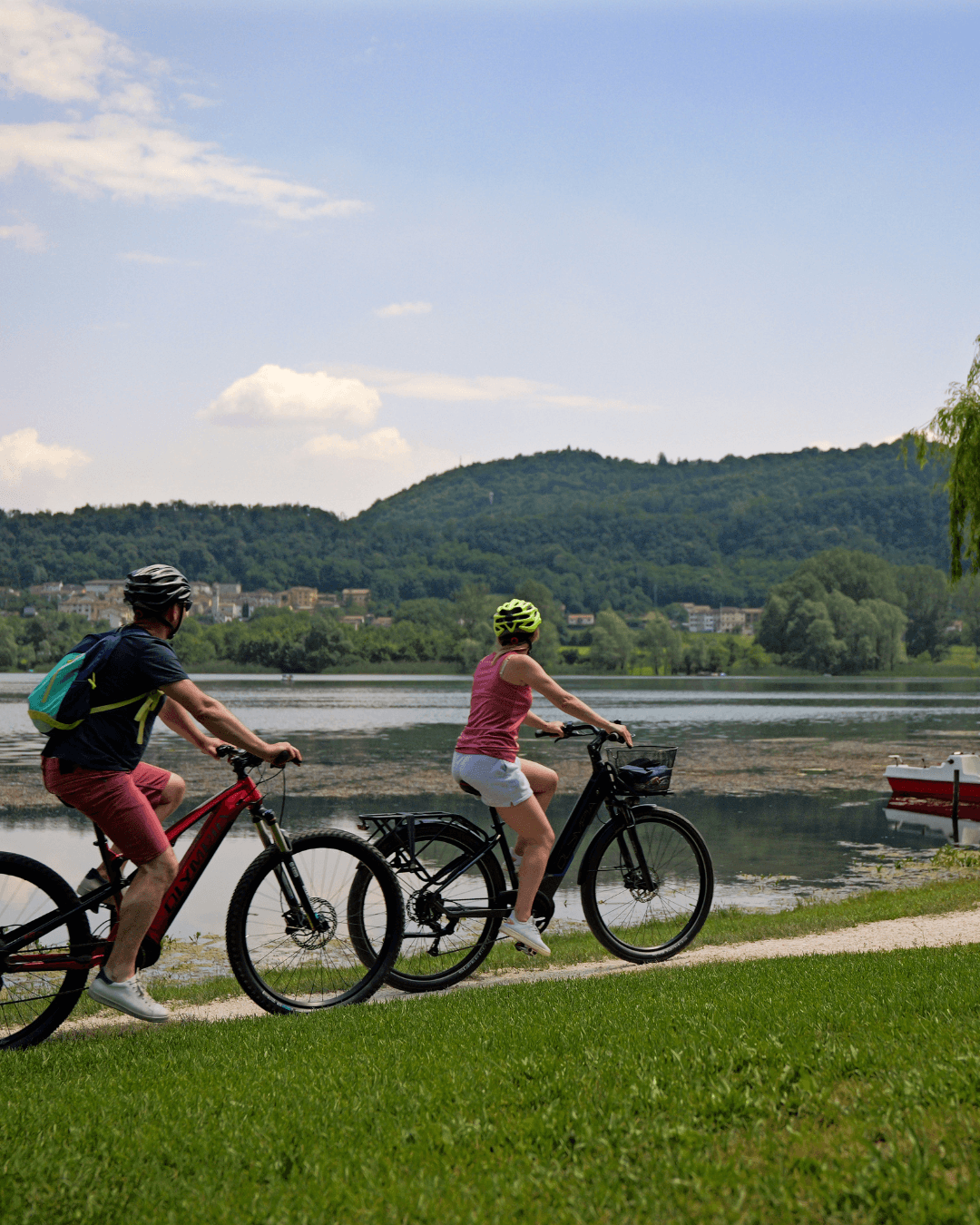 BIKE & PICNIC EXPERIENCE AMONG UNESCO HILLS